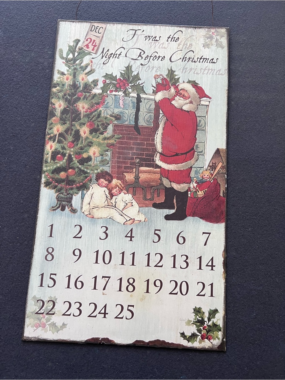 Vintage-Style Tin Santa Countdown Plaque with wire hanger 22x13 super cute #C-34